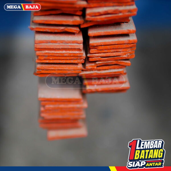PLAT STRIP 4 X 30 X 5,7 ( 2 X 22 X 5,7)