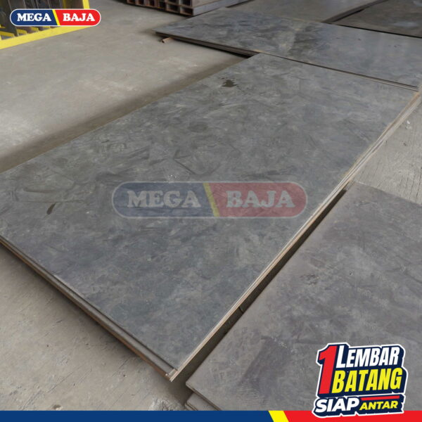 PLAT ESER HITAM 1,20 M X 2,4 M 59,70 MM