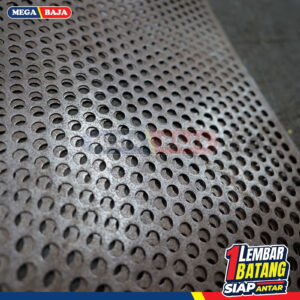 PLAT LOBANG 4X8X2MM L3