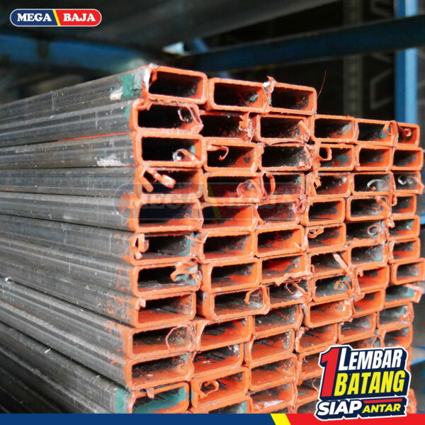 Hollo Galvanis 15 x 30 x 6 Grade Merah