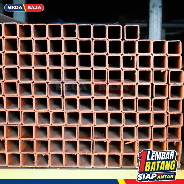 Hollo Galvanis 40 mm X 60 mm X 6.000 mm | Grade Merah
