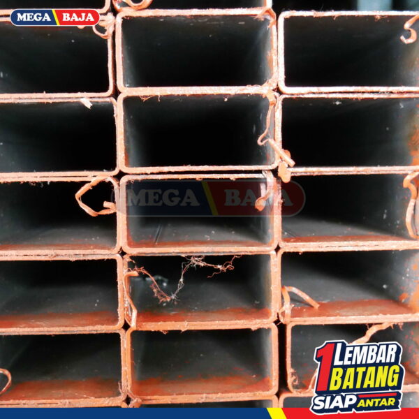 Hollo Galvanis 40 x 80 x 6 Grade Putih