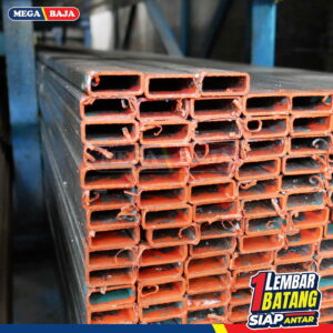 Hollo Galvanis SPINDO 40 mm X 80 mm X 6.000 mm | Grade Biru