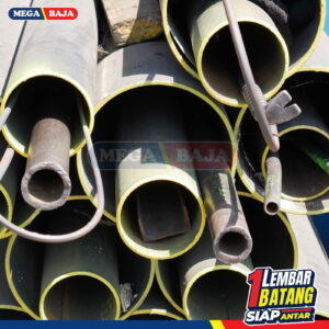 Pipa Hitam 20  x 6 M 6,4MM MED BAKRIE