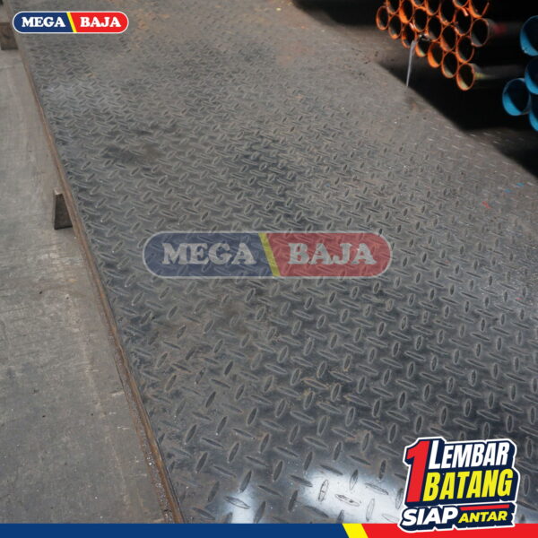 PLAT BORDES KS 1,20 M X 2,40 M | 2,70 mm