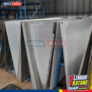 PLAT ESER HITAM 1,20 M X 2,4 M 18,70 MM