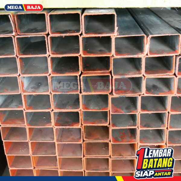 Hollo Putih 30 x 60 x 6 Grade Merah